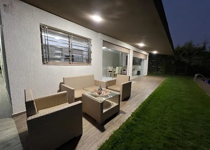 Villa Familiale Avec Piscine A Agadir Golf